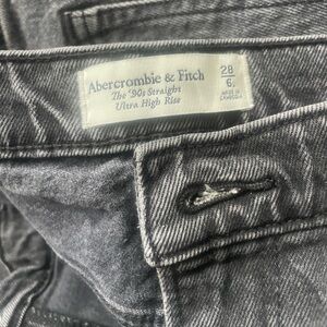 Abercrombie and Fitch Ultra High Rise Jean (6 Long)